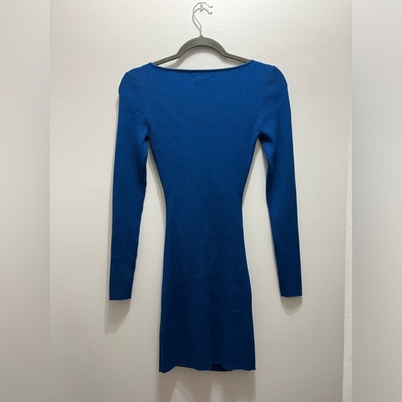 Aritzia Wilfred Blue Cut-Out Knit Longsleeve Mini Dress in Blue size Small - Picture 3 of 4
